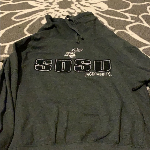 SDSU sweatshirt - Picture 2 of 3